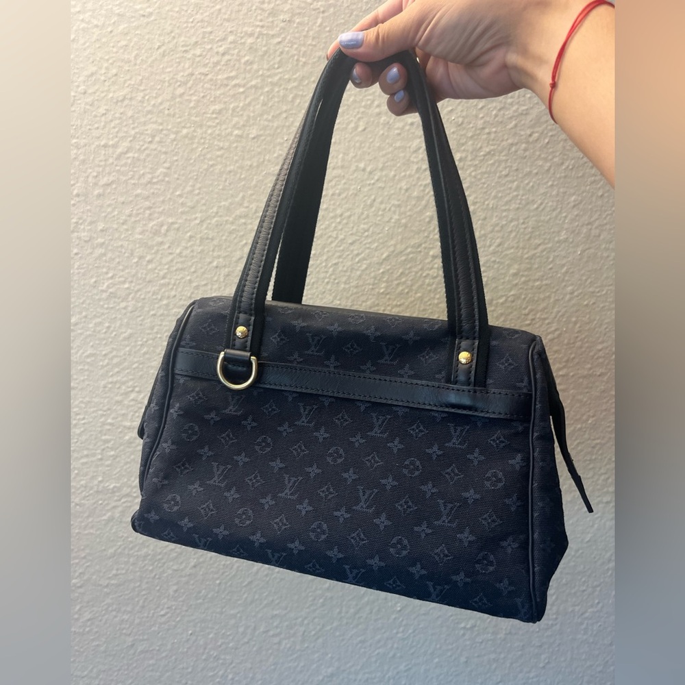 Louis Vuitton Min Lin Josephine in Navy